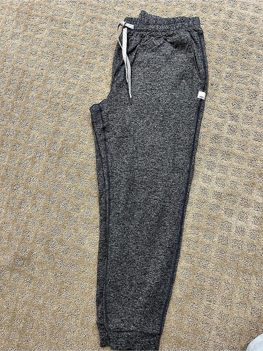 Vuori Performance Jogger Gray Jogger Pants Waist Medium